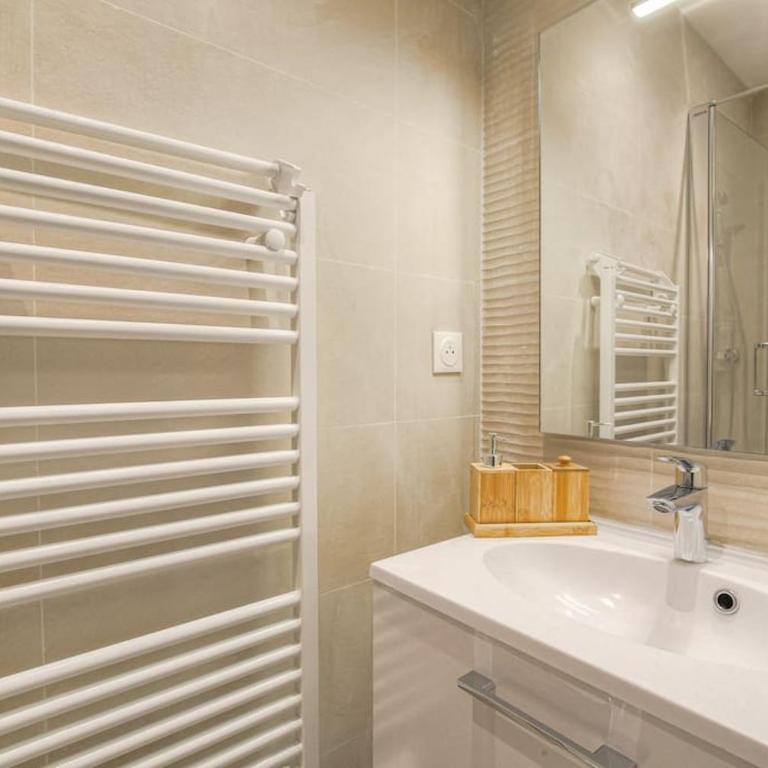 T2 neuf, climatisé proche Lyon - Apartment mit 1 Schlafzimmer - 4