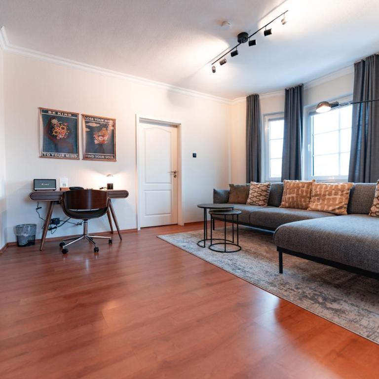 Boutique-Hotel Bayerischer Hof - Studio im Nebengebäude - 1