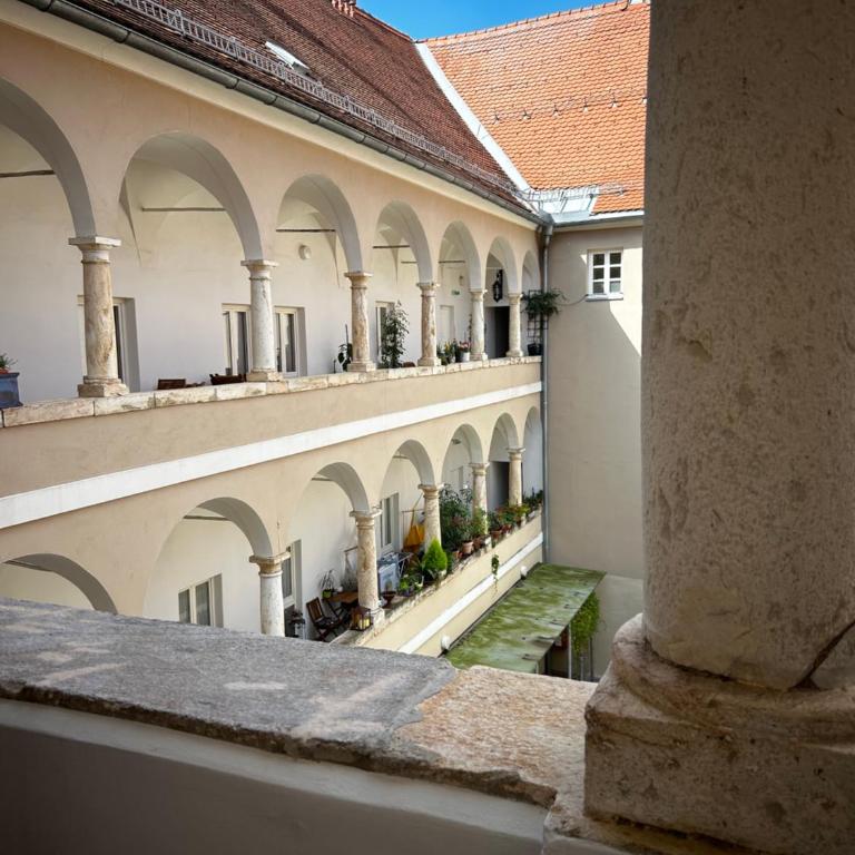 Schloss Apartment Lankowitz - Two-Bedroom Apartment - 23