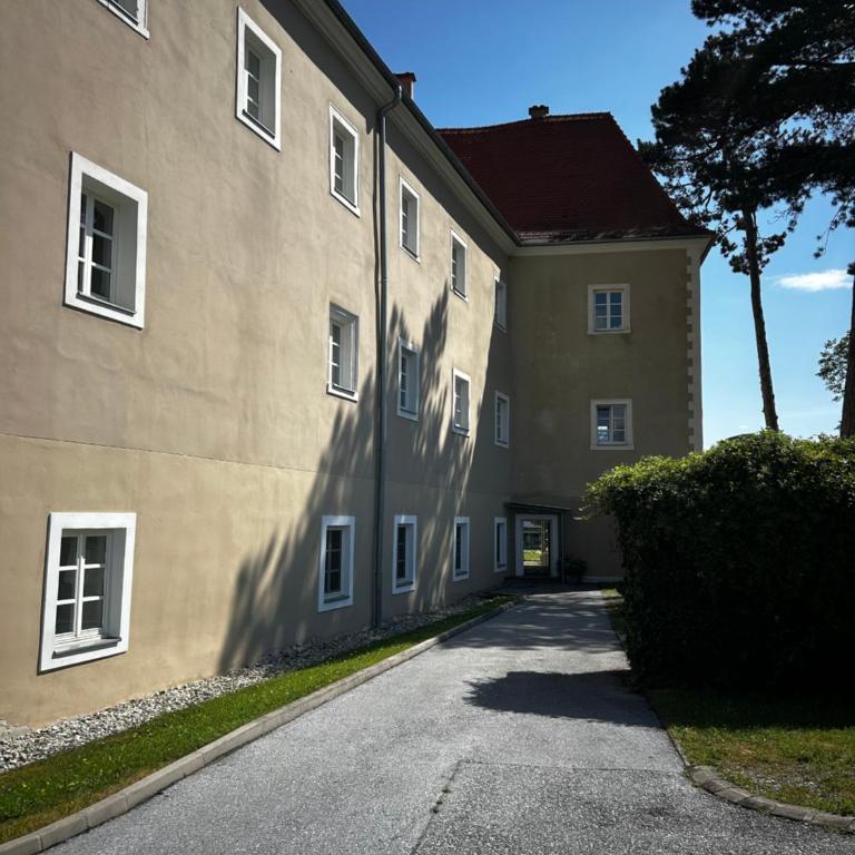 Schloss Apartment Lankowitz - Two-Bedroom Apartment - 27