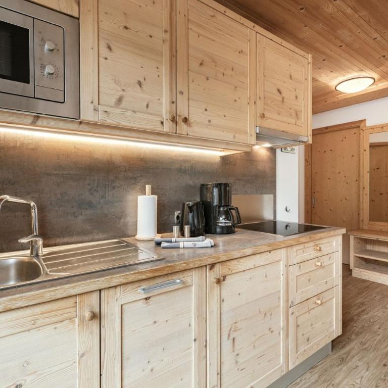 Apartments Burvel - Appartamento Premium con 3 Camere da Letto e Balcone - 7