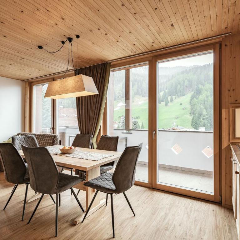 Apartments Burvel - Appartamento Premium con 3 Camere da Letto e Balcone - 2