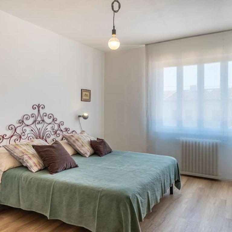 Garden & Tank Pool Apartment near the Walled City - Appartamento con 3 Camere da Letto - 27