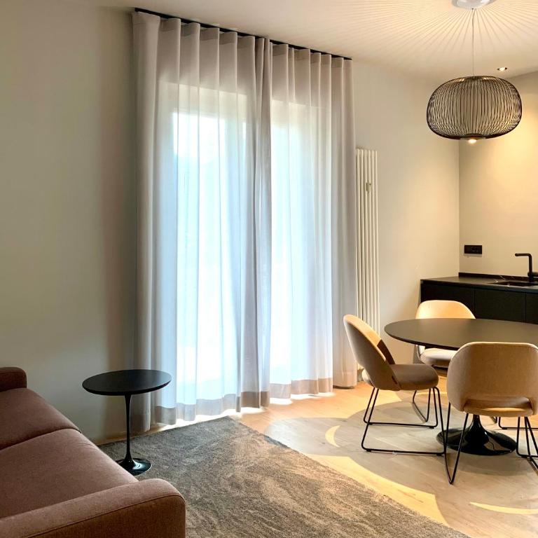 Windsor Merano Hotel & Suites - Suite con Balcone - 13