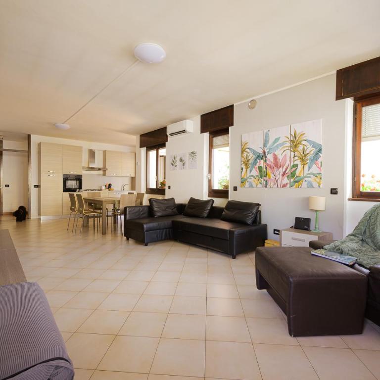 Casa dei Pini - Appartamento con 1 Camera da Letto e Terrazza - 7