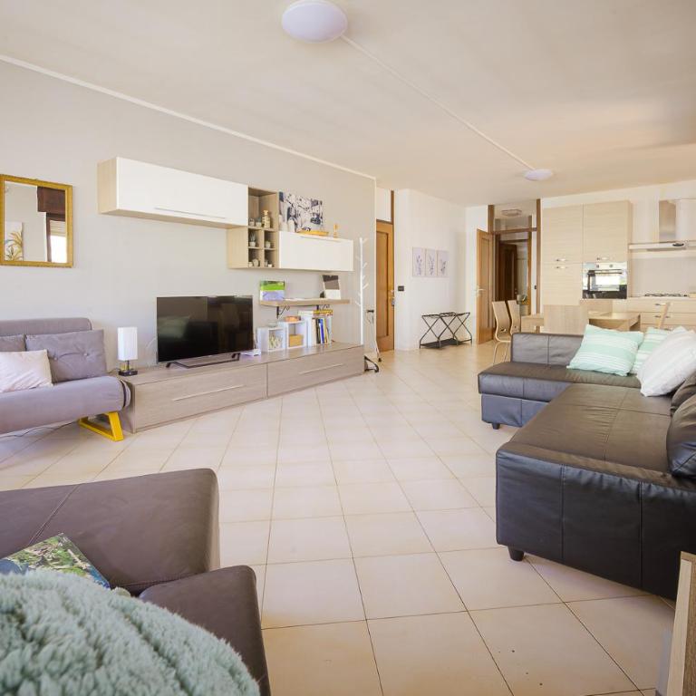 Casa dei Pini - Appartamento con 1 Camera da Letto e Terrazza - 6