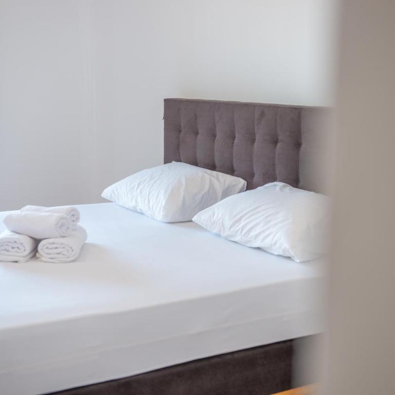 Old Town Aga - Deluxe Double Room with Sea View - 7