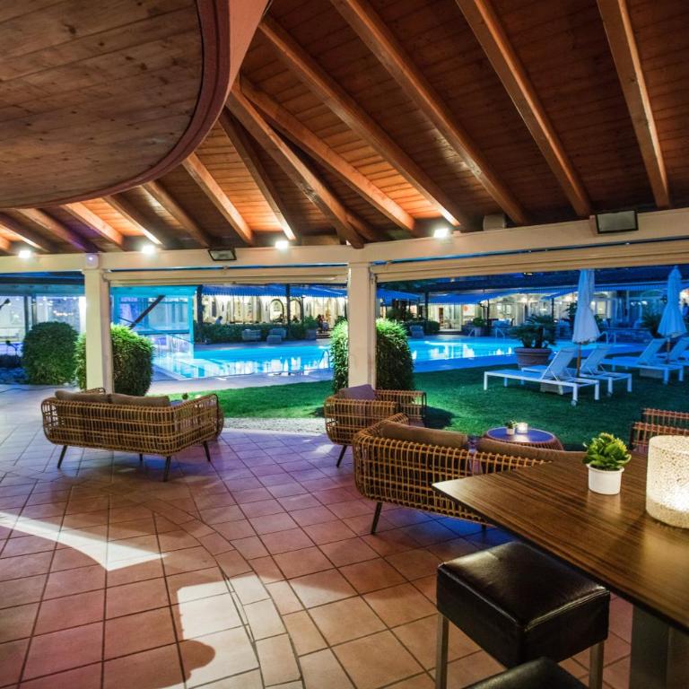 Suite Appartement 713 - One-Bedroom Apartment with Terrace and Spa Access - 59