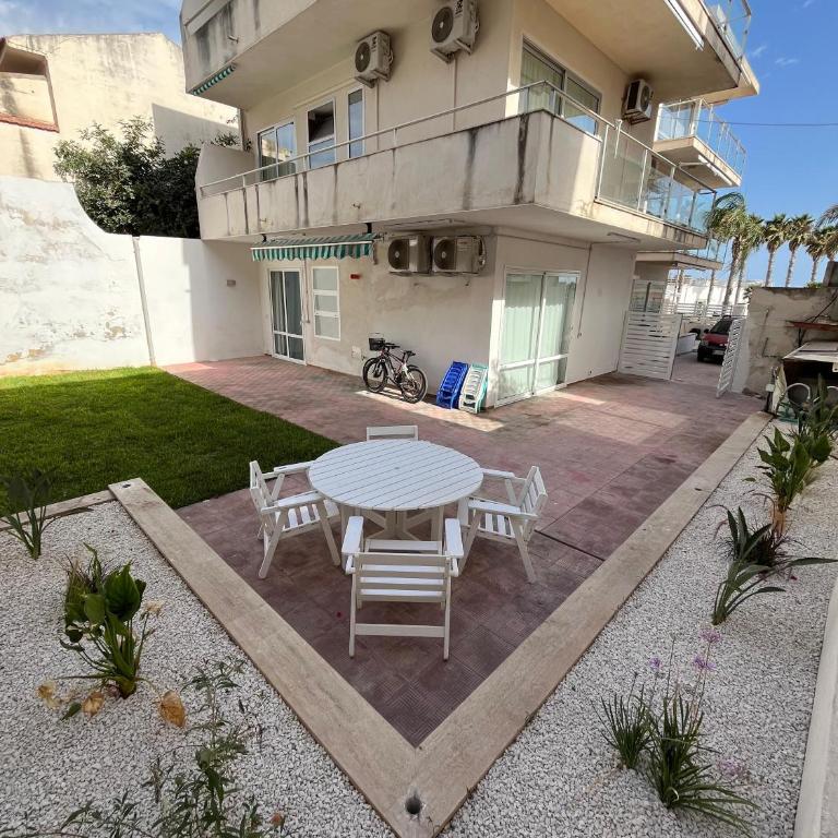 DELPOSTO Marina di Ragusa (elt) - Appartamento con 3 Camere da Letto - 16