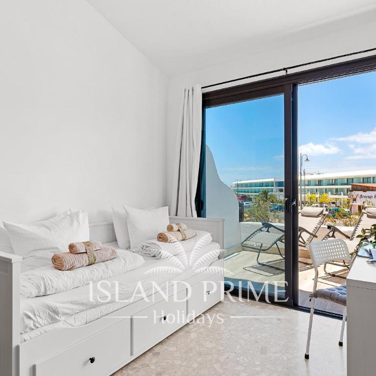Amazing Sea & Marina Views with Golf Views in Heated Pool Complex AQ846 - Apartamento de 2 dormitorios - 8