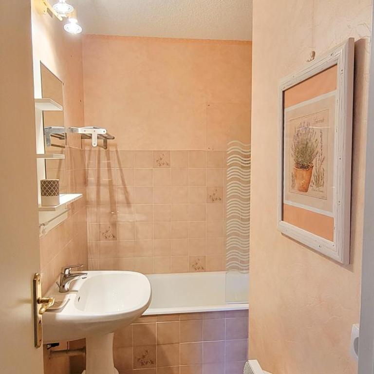 EDEN studio - Gréoux-Les-Bains - One-Bedroom Apartment - 7