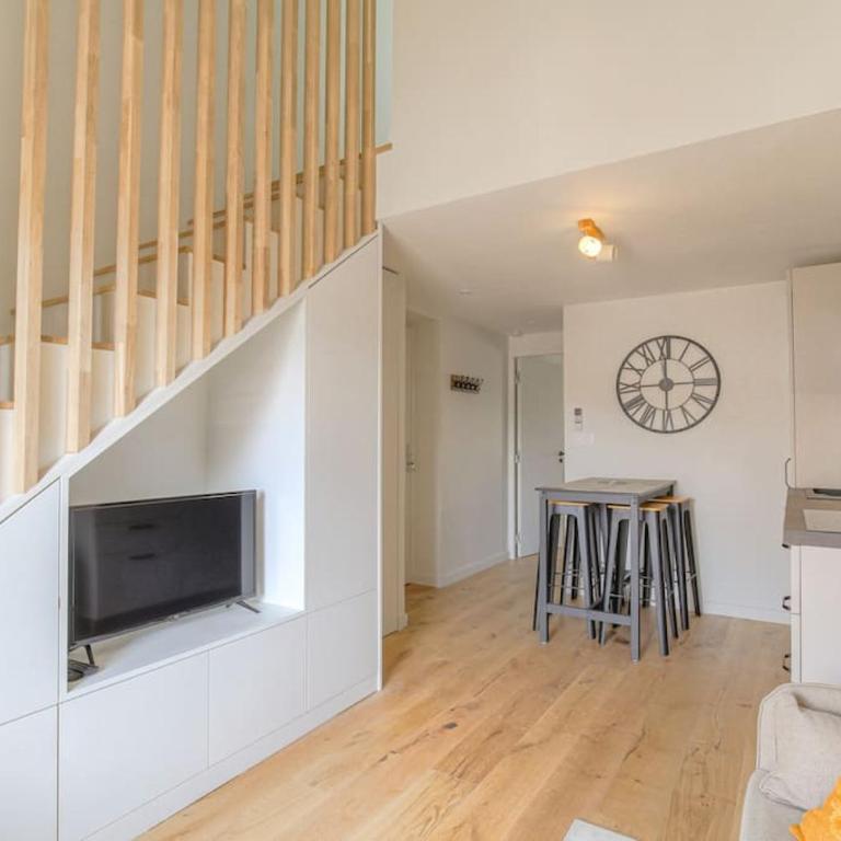 Appartement T3 neuf, climatisé proche Lyon 3 - Appartement 2 Chambres - 12