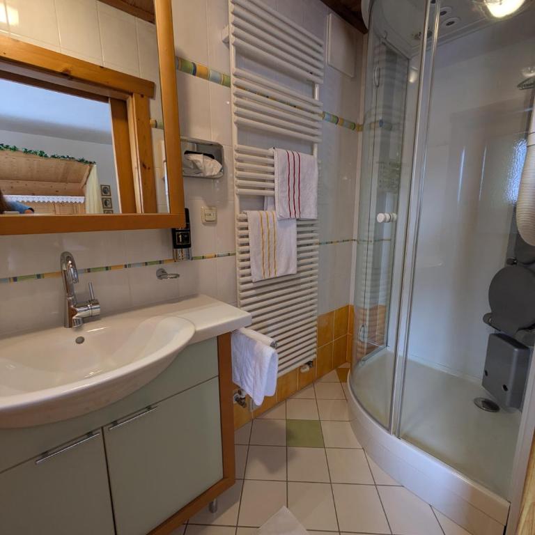 Pension Kirchleitn - Apartment mit 1 Schlafzimmer und Balkon - 5