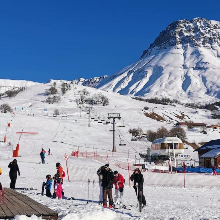 Joli F2 de 2 à 8 places, 300m centre station ski - Appartement 1 Chambre avec Balcon et Vue sur les Montagnes - 7