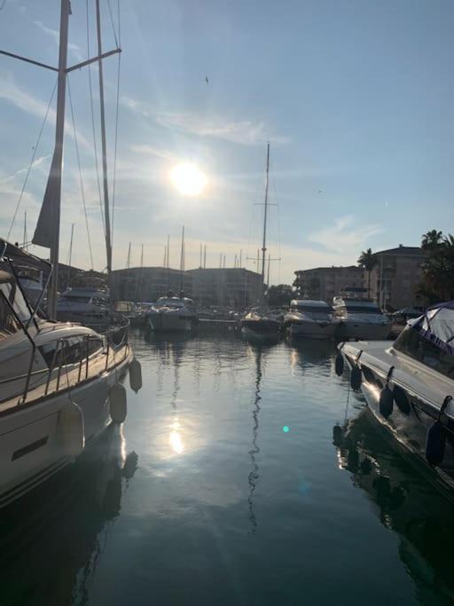 Fréjus Plage Paradis T1 cabine clim terrasse Wi-Fi - Apartment mit 1 Schlafzimmer - 31