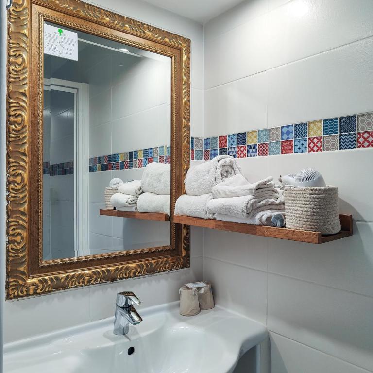 The Originals Boutique, Clair Hôtel, Martigues - Tradition Double Room 12m2 - 4