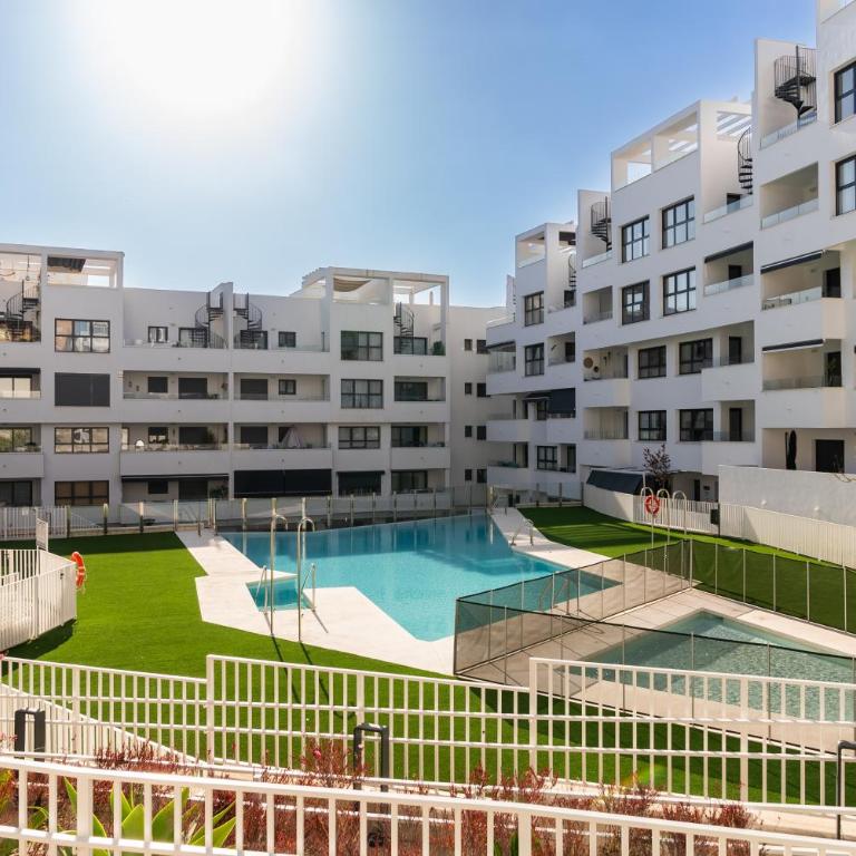 Luxury apartment with sunny roof terrace - Sonrisa - Two-Bedroom Apartment - 29
