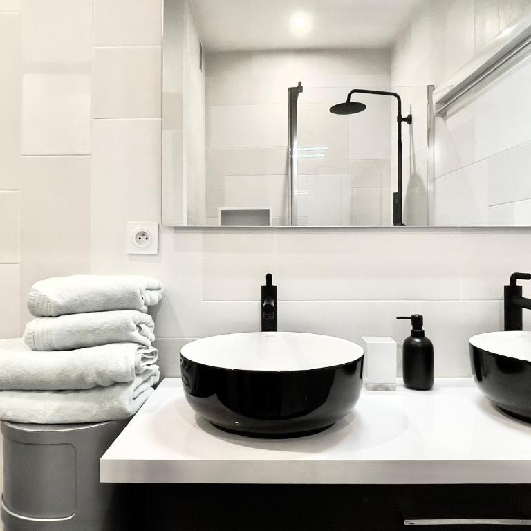 Superbe Appartement côté Jardin - Appartement 1 Chambre de Luxe - Vue sur Jardin - 9