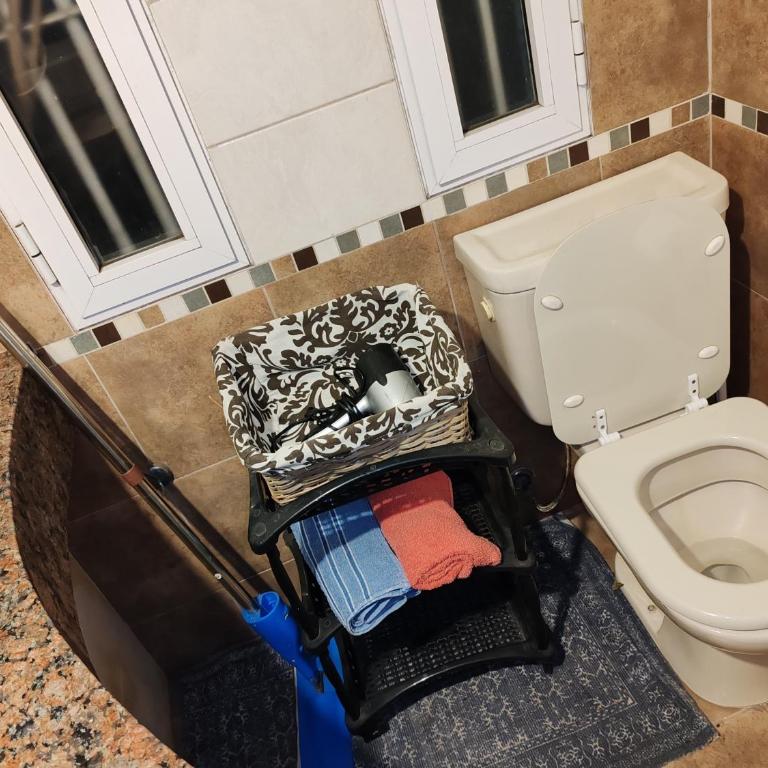 Apto independiente al fondo de casa familiar - Apartamento de 1 dormitorio - 5