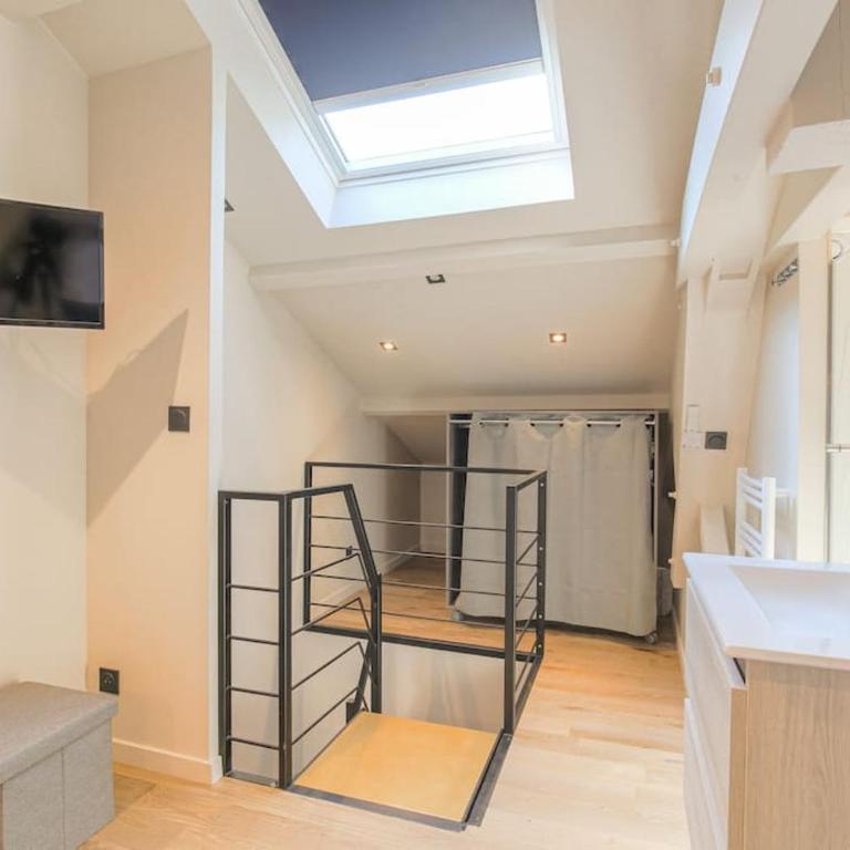 Studio moderne et équipé en duplex, Villeurbanne - One-Bedroom Apartment - 6