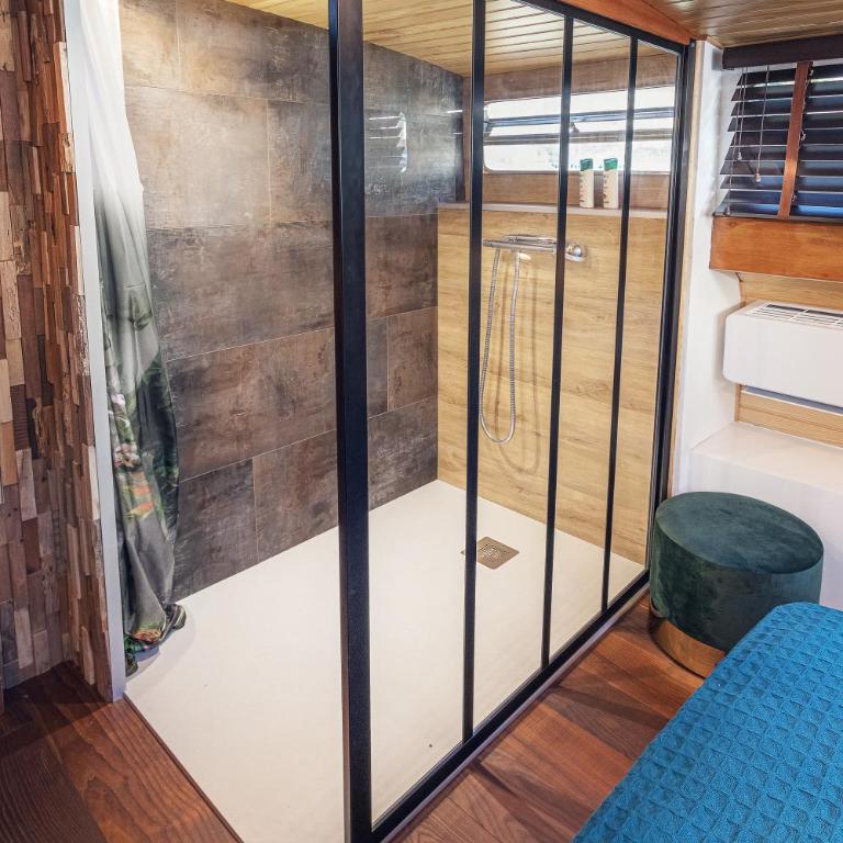Bateau Le Nubian - Superior Cabin on Boat - 10
