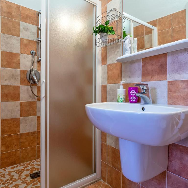 Sardinia Re - Al Porto - Casa con 2 Camere da Letto - 24