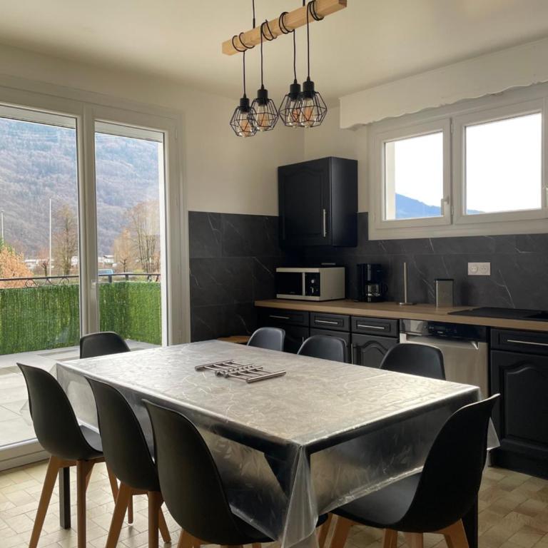 Maison 4 chambres Albertville - Apartment - 5