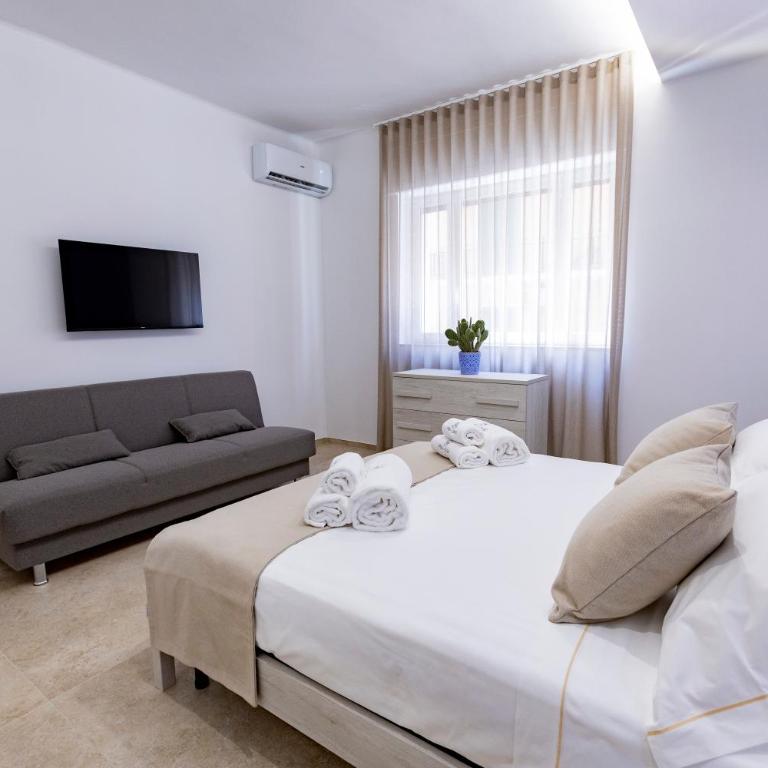 Urban Oasis - Camera Matrimoniale con Letto Supplementare - 7