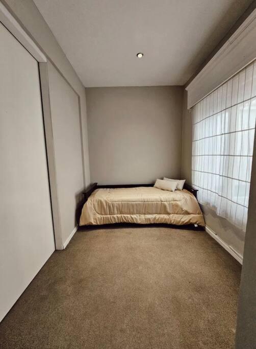 Amplia casa ubicada en el centro 6Pax - By Inside - Four-Bedroom House - 15