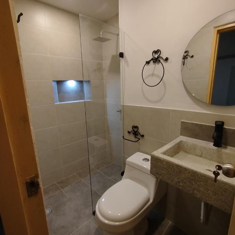 Casona Zirene - Habitación Cuádruple Clásica - 4