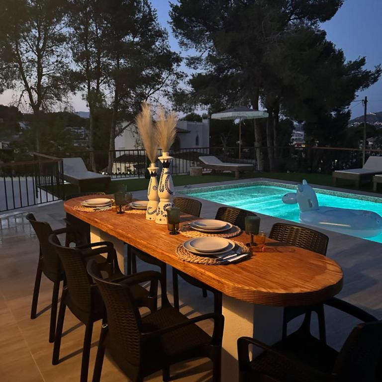 Villa Jade Moraira - Four-Bedroom House - 7