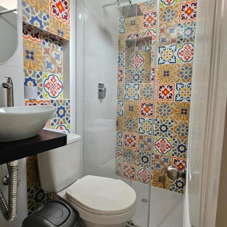 Casa Colibrí 301 Envigado - Habitación Doble Estándar con baño compartido - 10