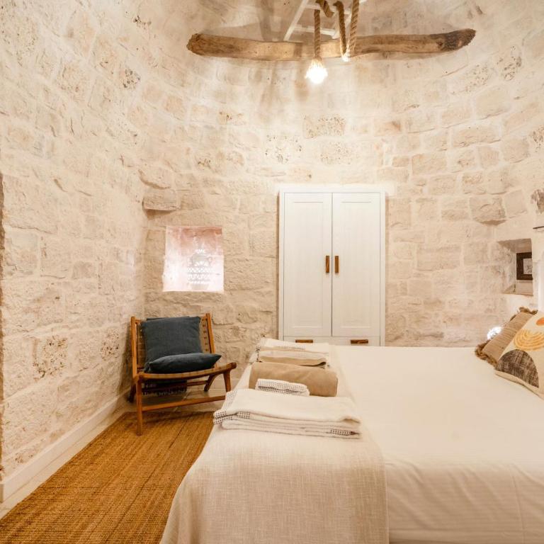 Trullo Perla Greta - Luxury Country Villa & private heated pool - Three-Bedroom House - 13