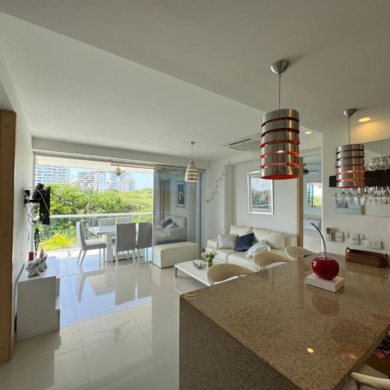 Hermoso apartamento - Family Two-Bedroom Apartment with View - 15