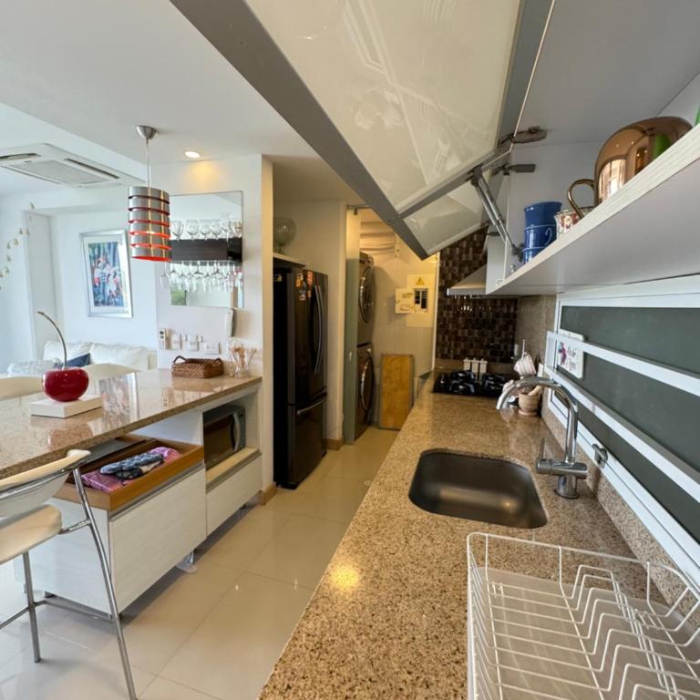 Hermoso apartamento - Family Two-Bedroom Apartment with View - 16