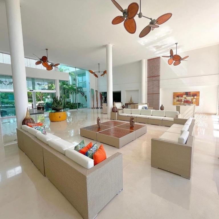 Hermoso apartamento - Family Two-Bedroom Apartment with View - 7