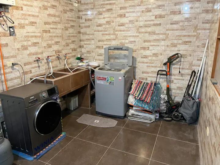 Depa Sauce - Three-Bedroom Apartment - 8