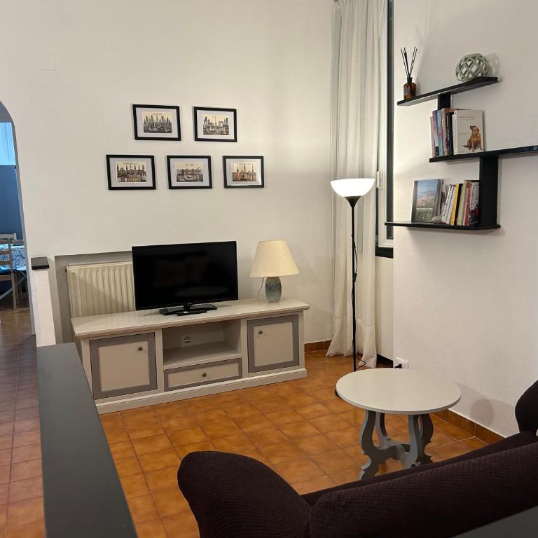 La Casa di Ale - Appartamento con 2 Camere da Letto - 10