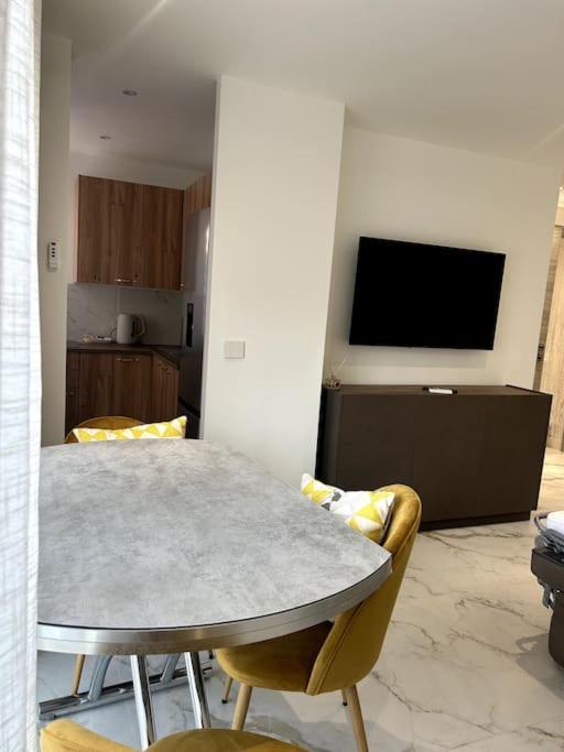 Superbe studio - Appartement 1 Chambre - 16
