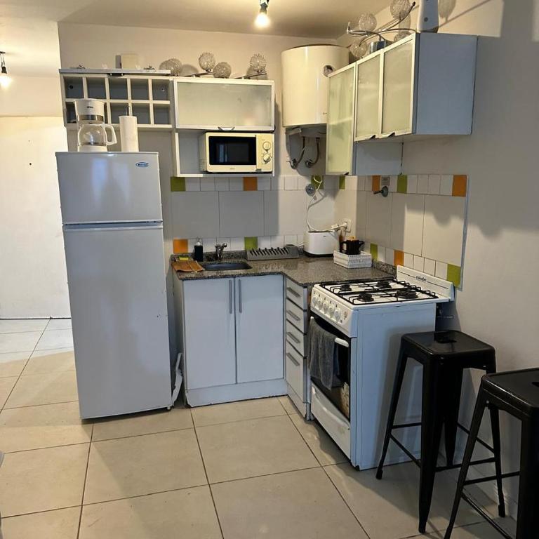 Departamento para 3 cerca de UADE - Apartamento de 1 dormitorio - 3