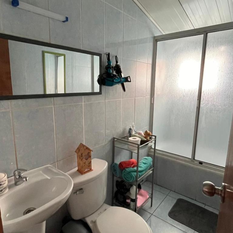 Cabaña con estacionamiento privado - Three-Bedroom Apartment - 22