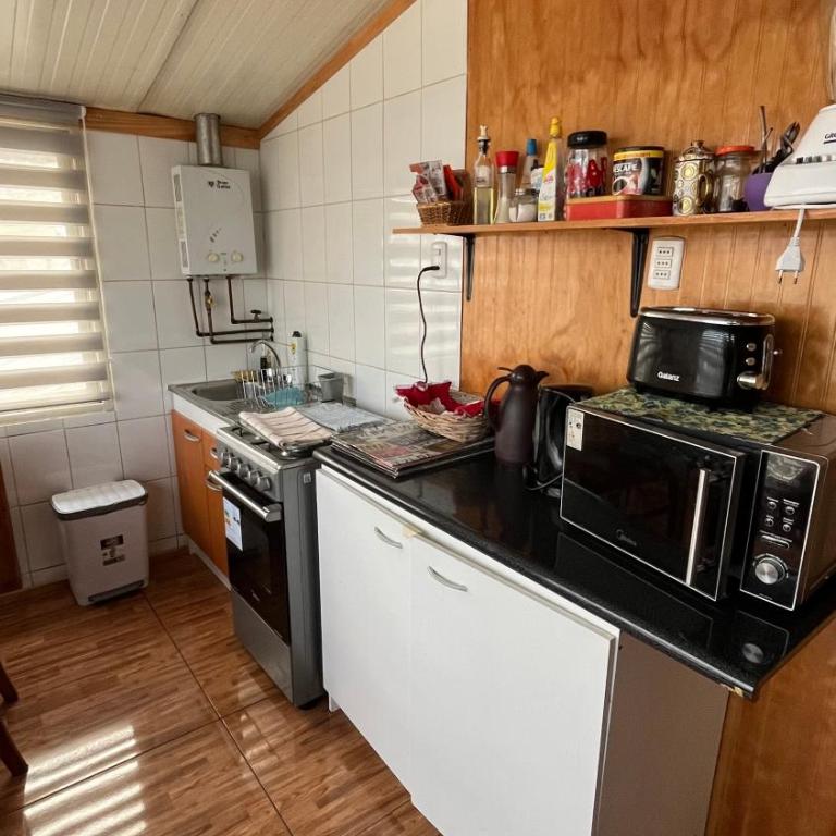 Cabaña con estacionamiento privado - Three-Bedroom Apartment - 9