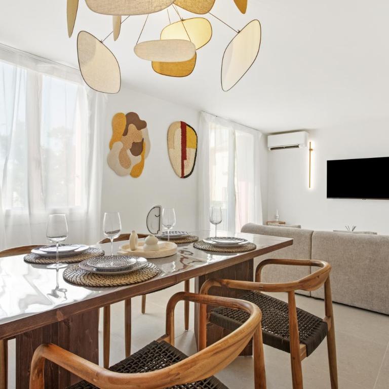 Magnifique 3 pièces - Proximité Place des Lices avec parking - Maison Lérins - Apartment mit 2 Schlafzimmern - 16