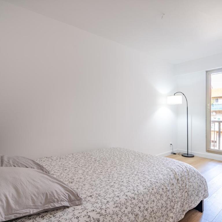 Near old town and apartment fully renovated - Appartement 2 Chambres - 17