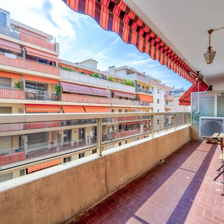Near old town and apartment fully renovated - Appartement 2 Chambres - 19