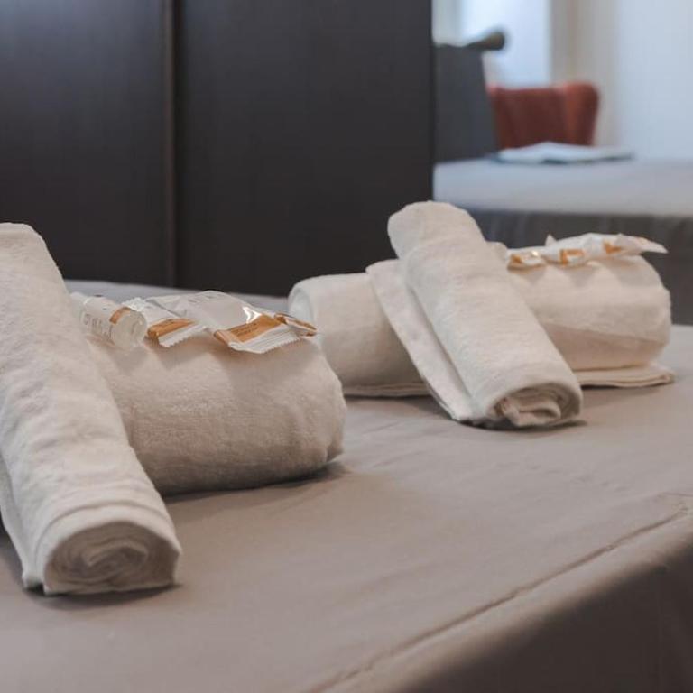 2 Bedroom - Free WiFi - Italian Star Apartment - Appartamento con 2 Camere da Letto - 16