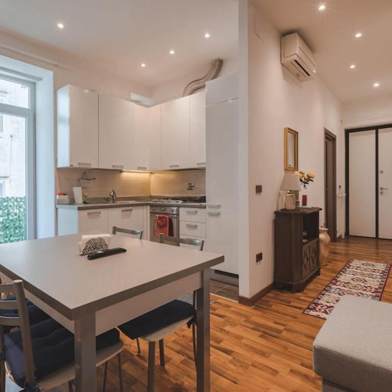 2 Bedroom - Free WiFi - Italian Star Apartment - Appartamento con 2 Camere da Letto - 25