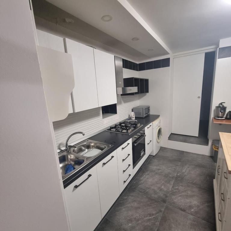 E-Noa Holiday Home - Apartment - Ground Floor - 6