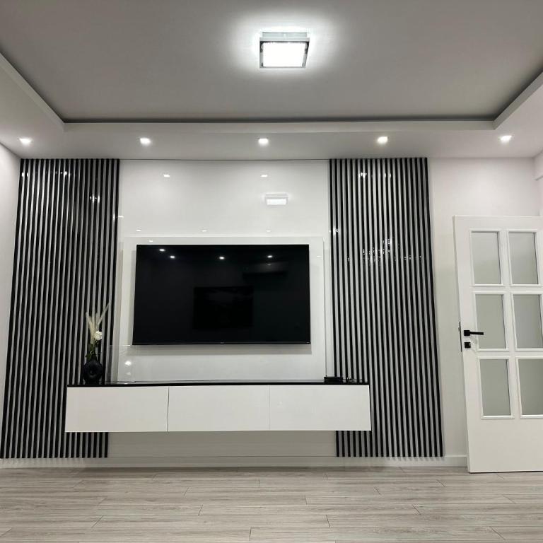 Mo- Luxury Apartment - One-Bedroom Apartment - 7
