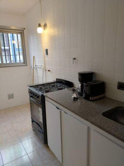 Depto ctro comercial Güemes 4 p - Apartamento de 1 dormitorio - 16
